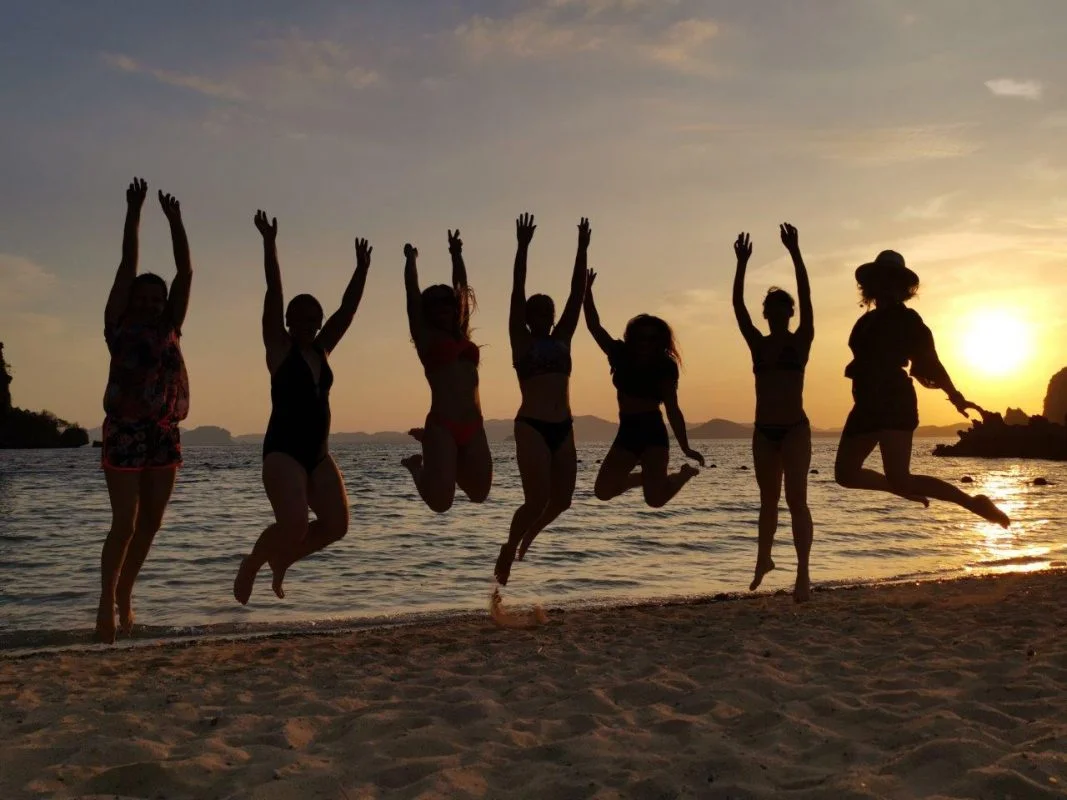 patyriminės keliones, stovyklos moterims